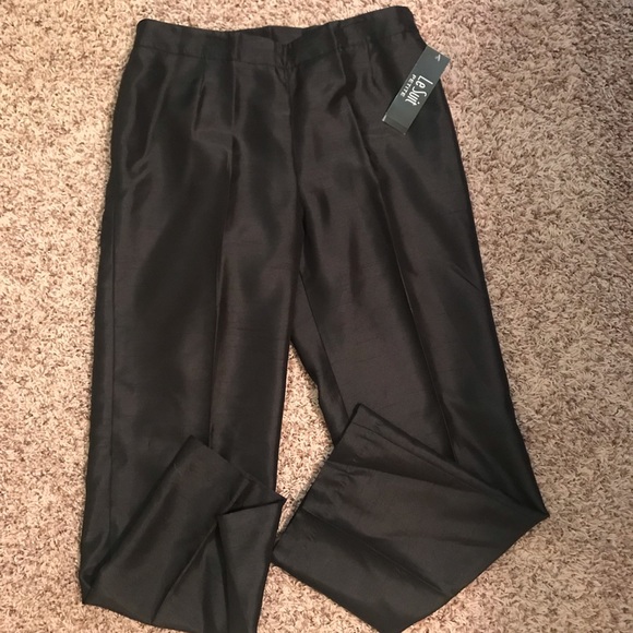 Le Suit Pant and Jacket Set- NWT - Picture 4 of 11